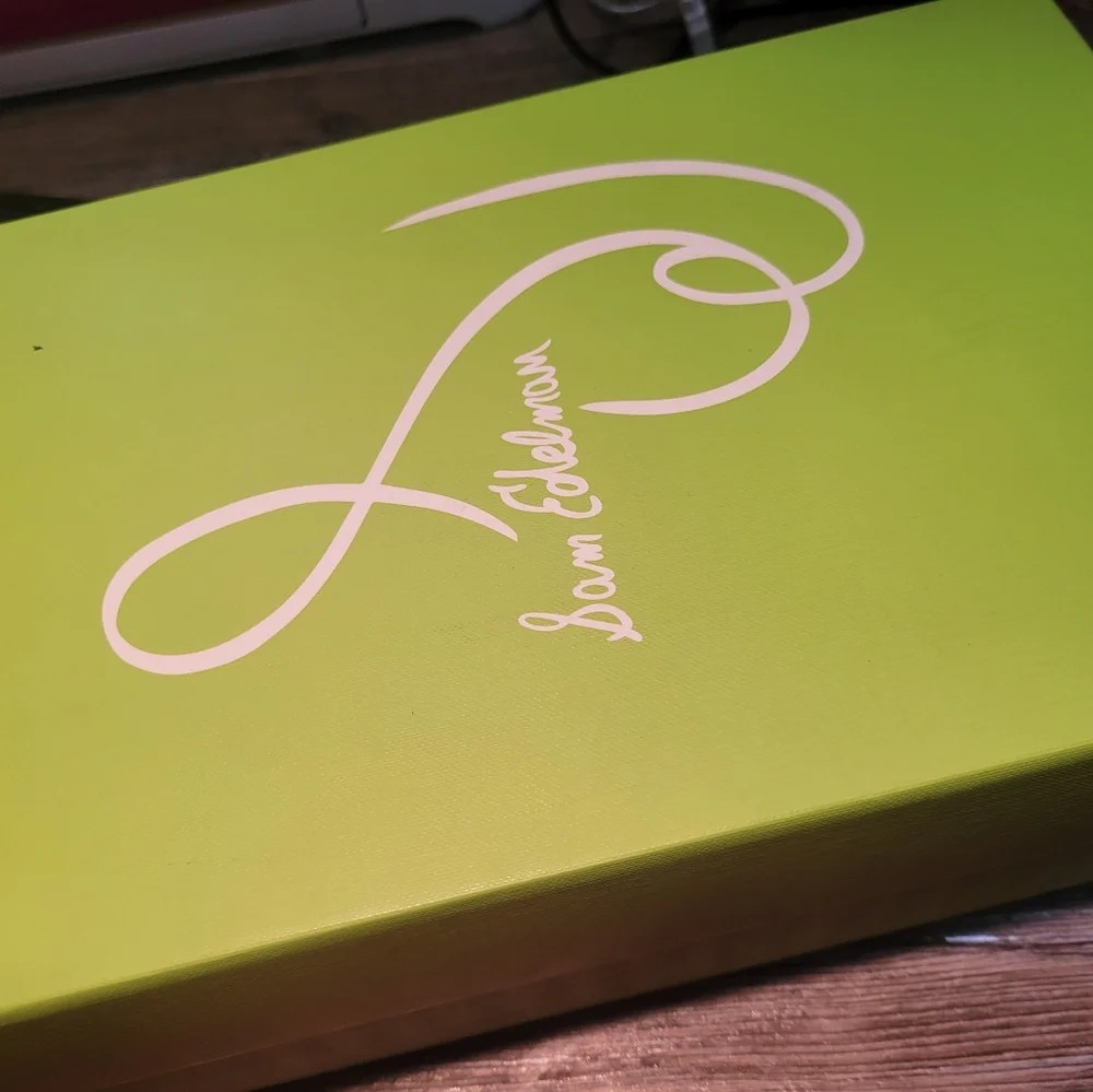 Sam Edelman new box